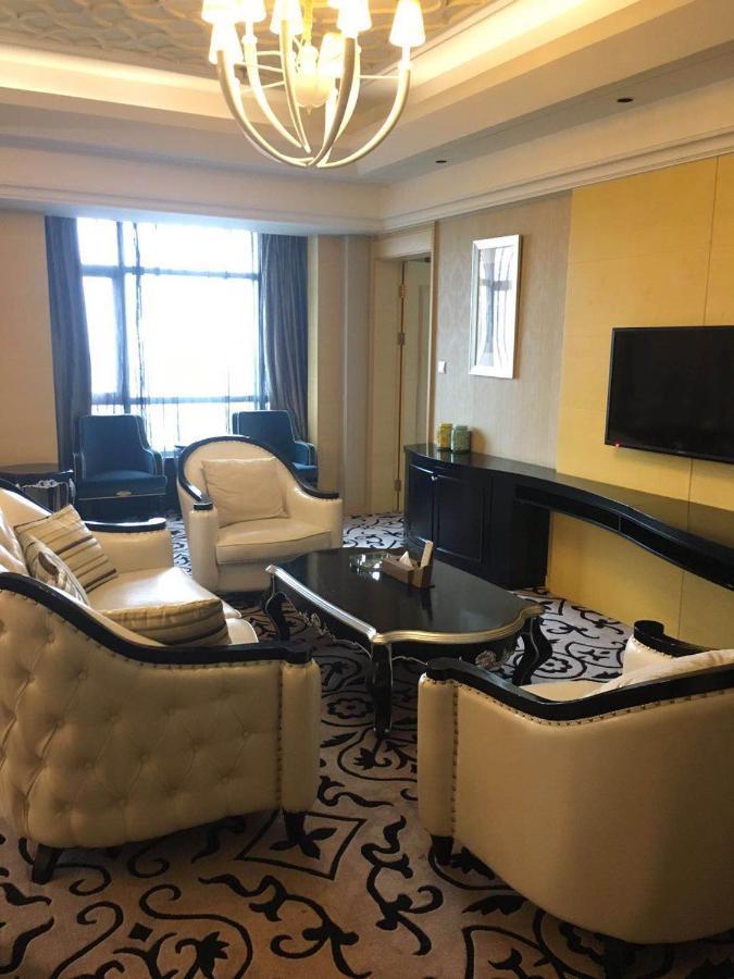 Ramada Yangzhou Baoying Hotell Eksteriør bilde
